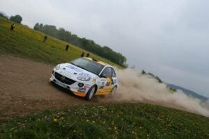 Read more about the article Perfektes Rallye-Wochenende für Marijan Griebel